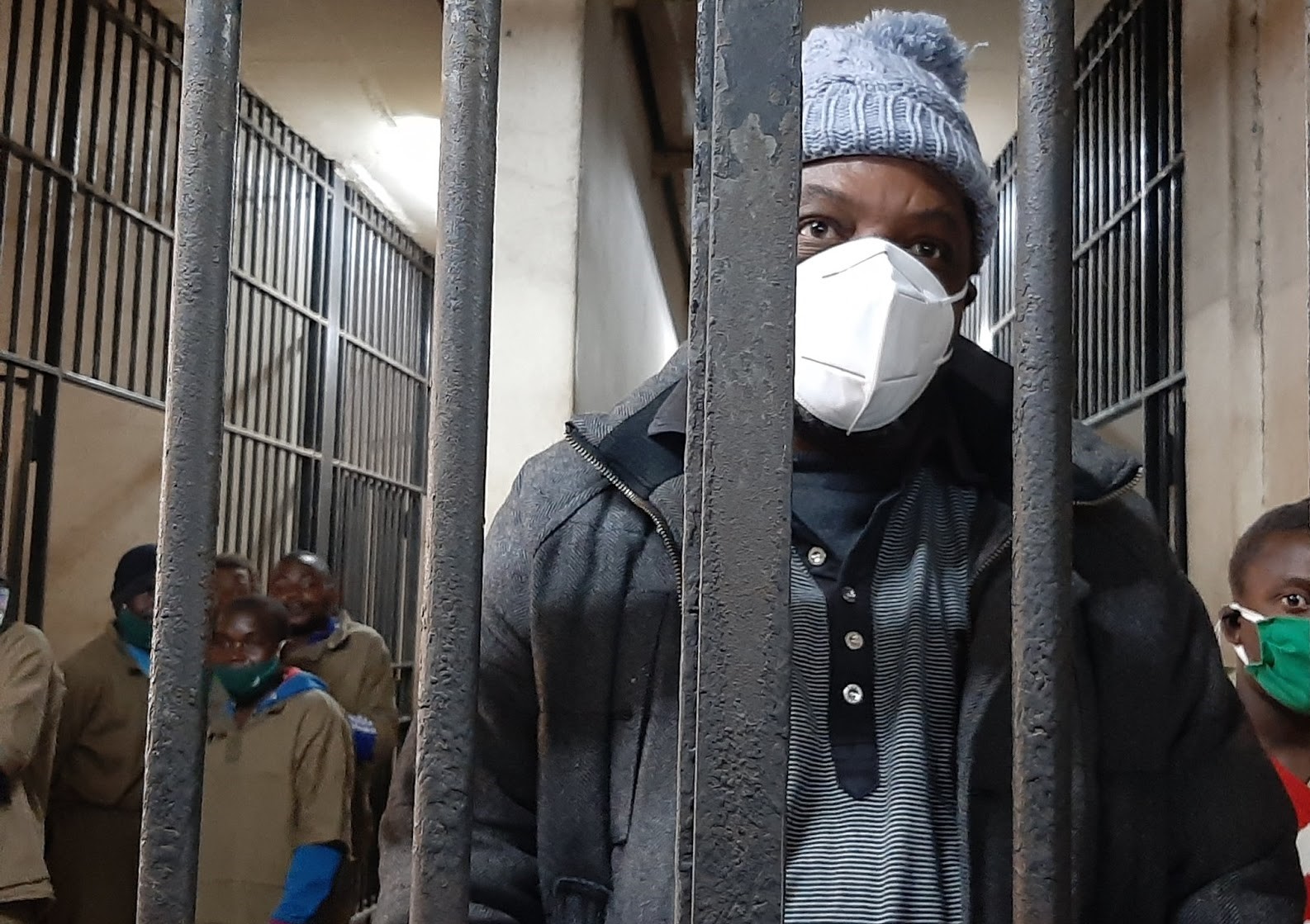 Lack of Internet forces Magistrate to deny Chin'ono freedom 1 Award winning journalist Hopewell Chin’ono will spend another week in prison