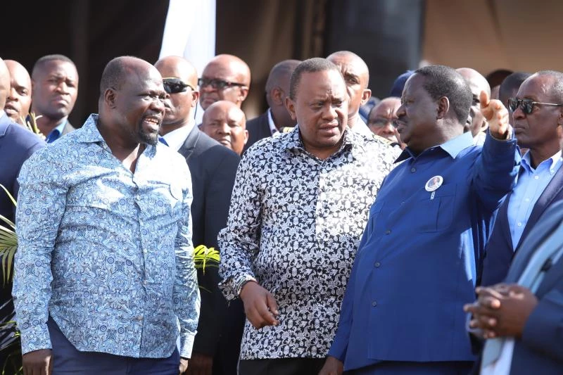 Kenyatta Meets Political Leaders In Mombasa, Sidelines Ruto 1 Kenyatta met with political leaders in Mombasa but sidelined deputy Ruto