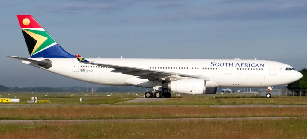 'Bankrupt' South African Airways Resumes Flights 1 South African Airways Resumes Flights