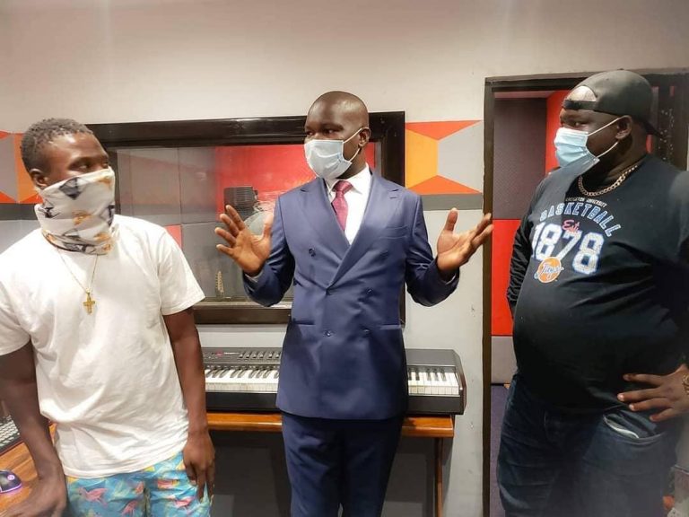 Fantan Defends 'Corrupt' Zanu PF Official 1 Levels, minister Machakaire and Fantan (left to right)
