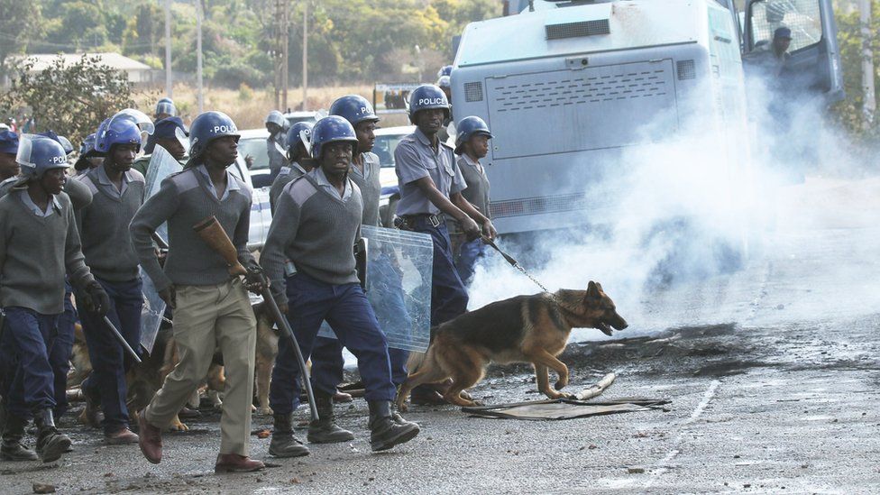 Zimbabwe Police Condemned Over Masvingo Teargas Fiasco 1 zimbabwe-police-teargas